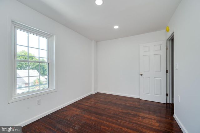 1228 LINDEN ST, Reading, PA 19604
