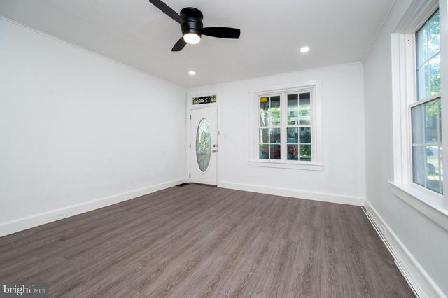 1228 LINDEN ST, Reading, PA 19604