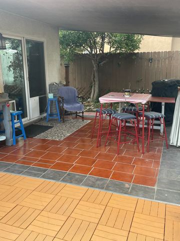 1712 Luthy Place NE, Albuquerque, NM 87112