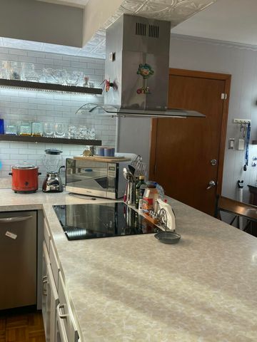 1712 Luthy Place NE, Albuquerque, NM 87112