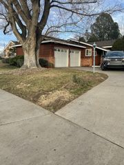 1712 Luthy Place NE, Albuquerque, NM 87112