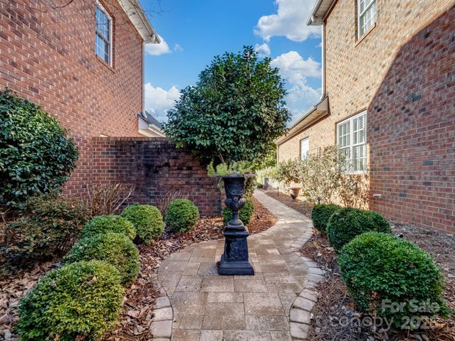 6056 Village Drive NW, Concord, NC 28027