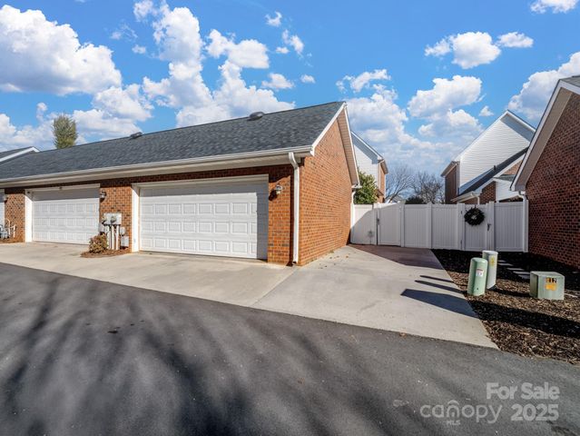 6056 Village Drive NW, Concord, NC 28027