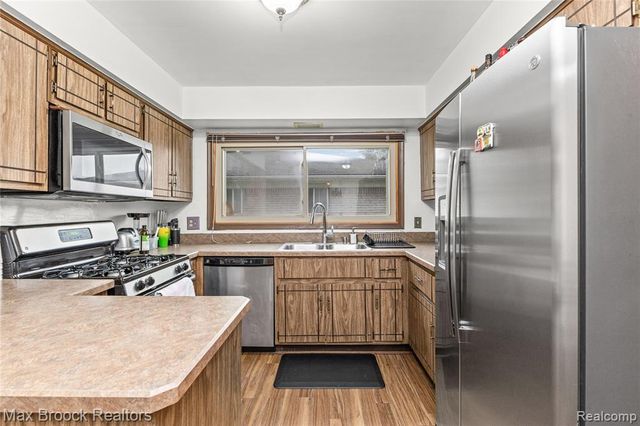 18169 Filmore Street, Southfield, MI 48075