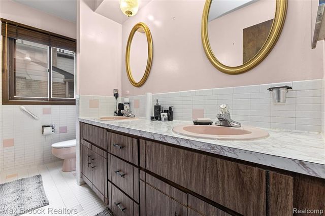 18169 Filmore Street, Southfield, MI 48075