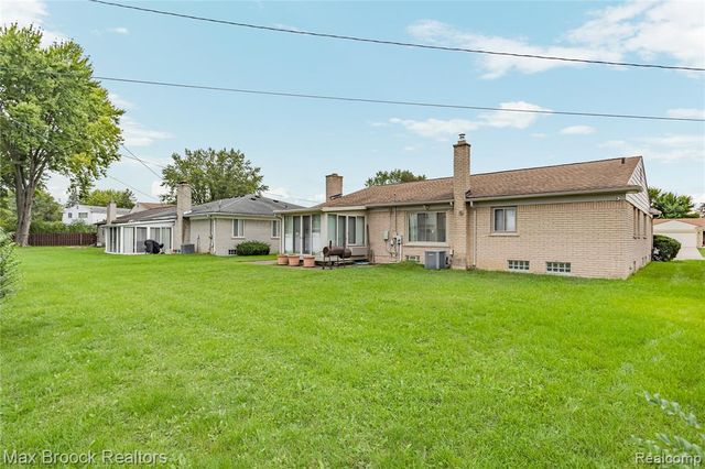 18169 Filmore Street, Southfield, MI 48075