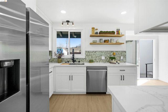 16826 Bar Ave, San Lorenzo, CA 94580