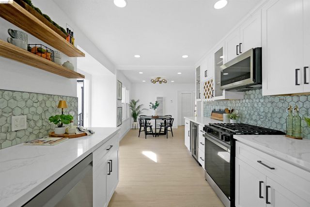 16826 Bar Ave, San Lorenzo, CA 94580