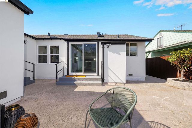 16826 Bar Ave, San Lorenzo, CA 94580