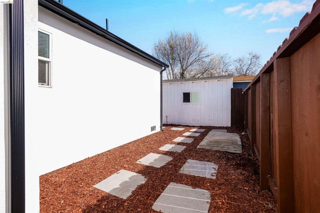 16826 Bar Ave, San Lorenzo, CA 94580