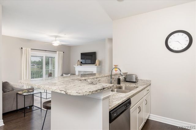 301 Northill Drive B, Amherst, NY 14221