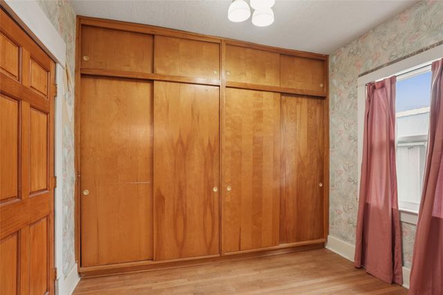 520 S Oak Park Avenue, Colfax, IA 50054