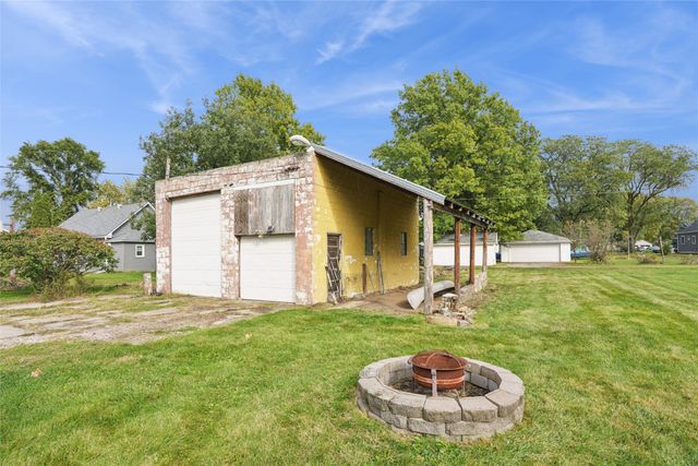 520 S Oak Park Avenue, Colfax, IA 50054