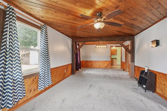 520 S Oak Park Avenue, Colfax, IA 50054