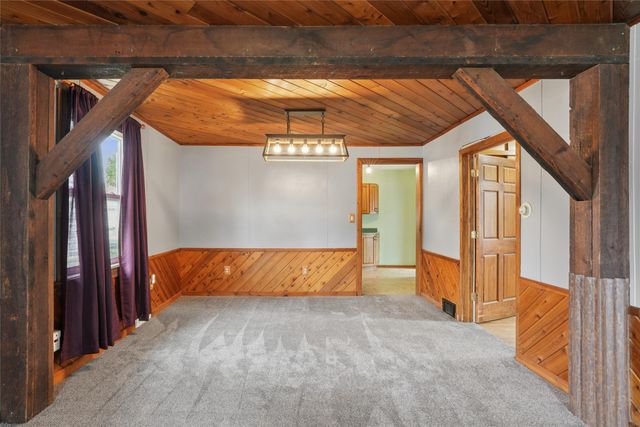 520 S Oak Park Avenue, Colfax, IA 50054