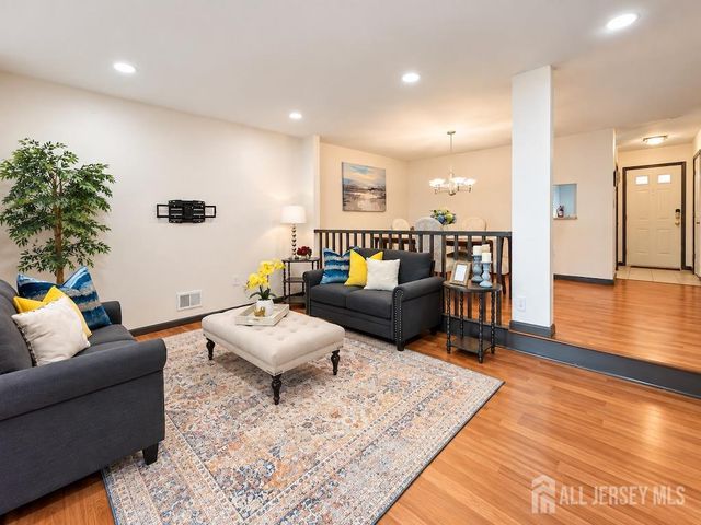 400 McDowell Drive, East Brunswick, NJ 08816