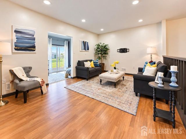 400 McDowell Drive, East Brunswick, NJ 08816
