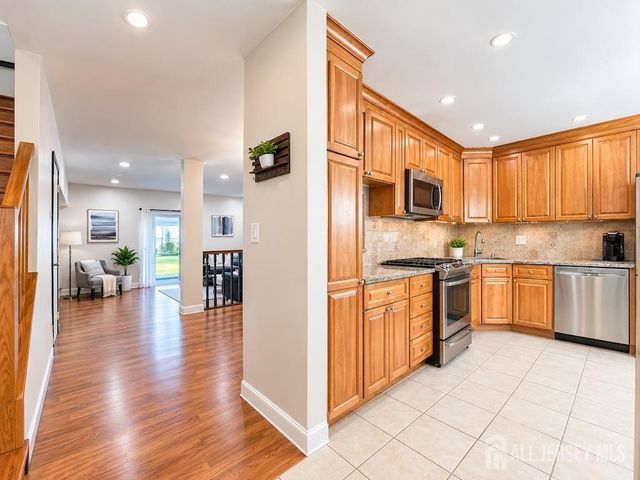400 McDowell Drive, East Brunswick, NJ 08816