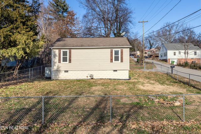507 Sunnyside St, Maryville, TN 37804