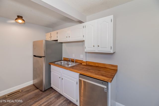 507 Sunnyside St, Maryville, TN 37804