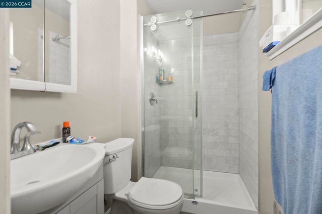 3922 Bayview Circle, Concord, CA 94520