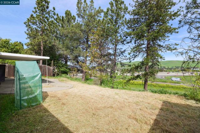 3922 Bayview Circle, Concord, CA 94520