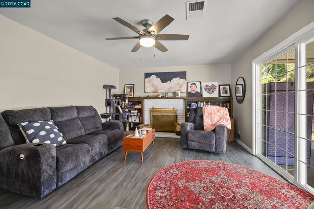 3922 Bayview Circle, Concord, CA 94520