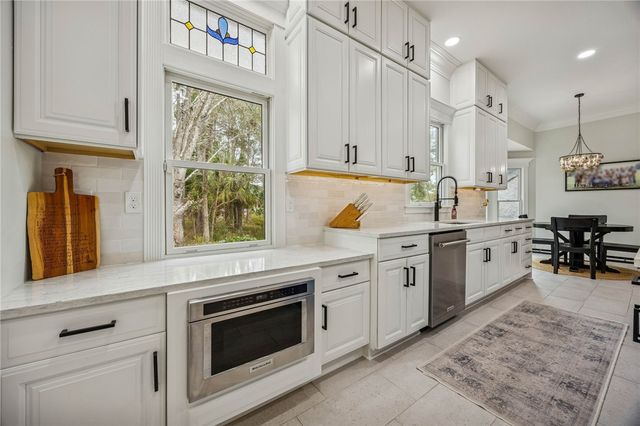 1037 Greenwillow Drive, St Marys, GA 31558