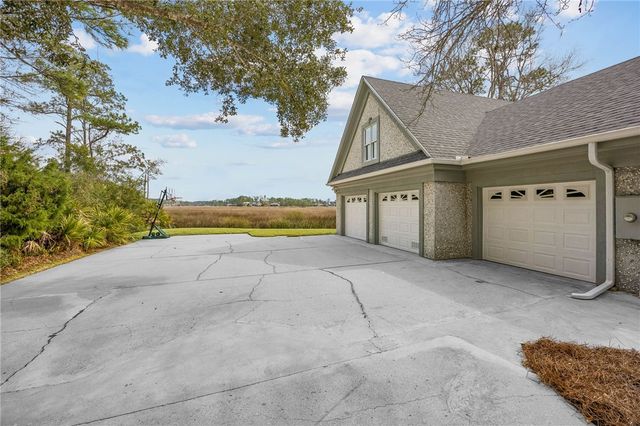 1037 Greenwillow Drive, St Marys, GA 31558