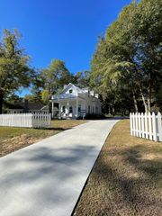 1784 Gordon Road, Summerton, SC 29148