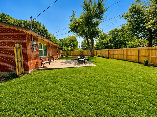 901 Melrose Drive, Richardson, TX 75080