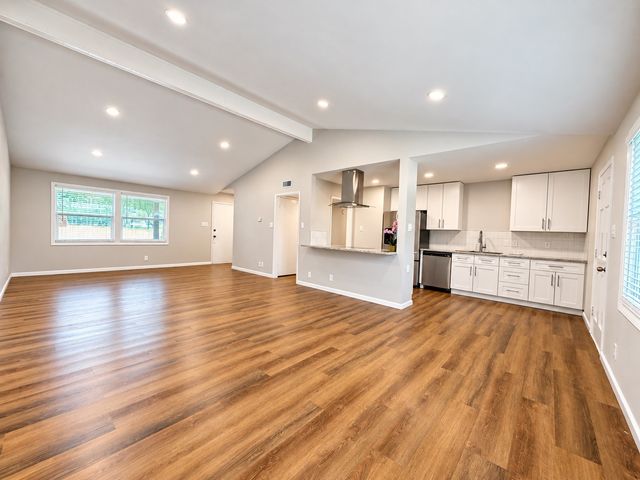 901 Melrose Drive, Richardson, TX 75080