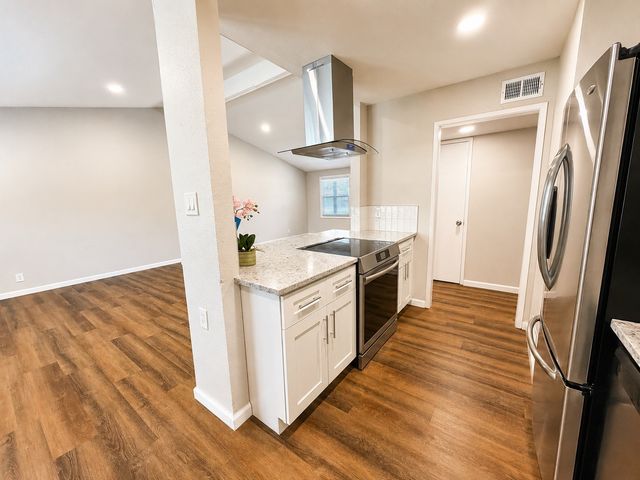 901 Melrose Drive, Richardson, TX 75080