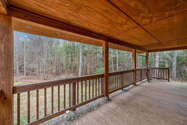 391 Airport RD, Riner, VA 24149