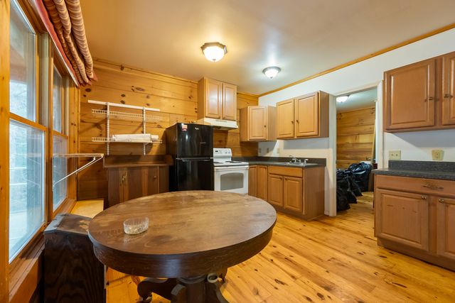 391 Airport RD, Riner, VA 24149