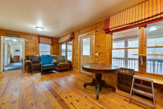 391 Airport RD, Riner, VA 24149