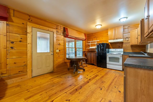391 Airport RD, Riner, VA 24149