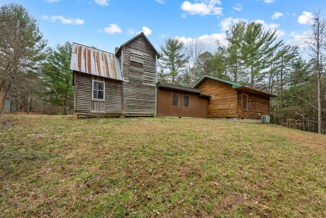 391 Airport RD, Riner, VA 24149