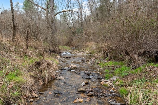 391 Airport RD, Riner, VA 24149