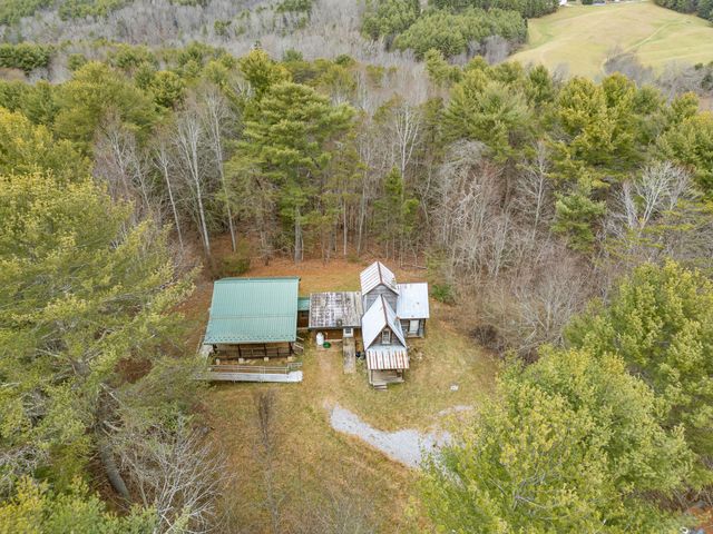 391 Airport RD, Riner, VA 24149