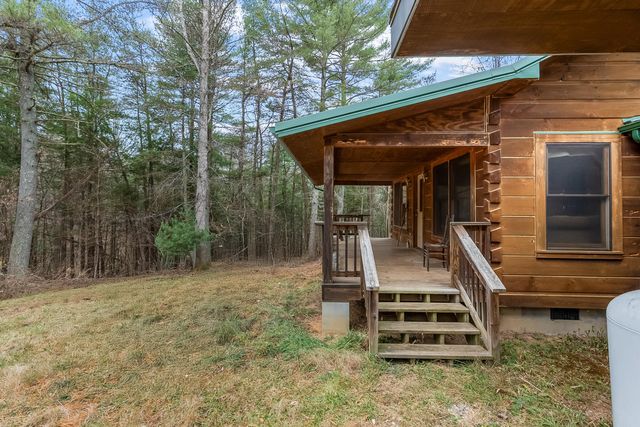 391 Airport RD, Riner, VA 24149