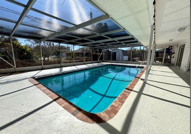 2516 ROBERTA STREET, Largo, FL 33771