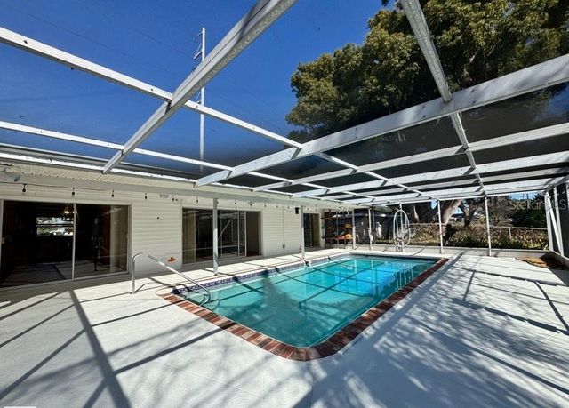 2516 ROBERTA STREET, Largo, FL 33771