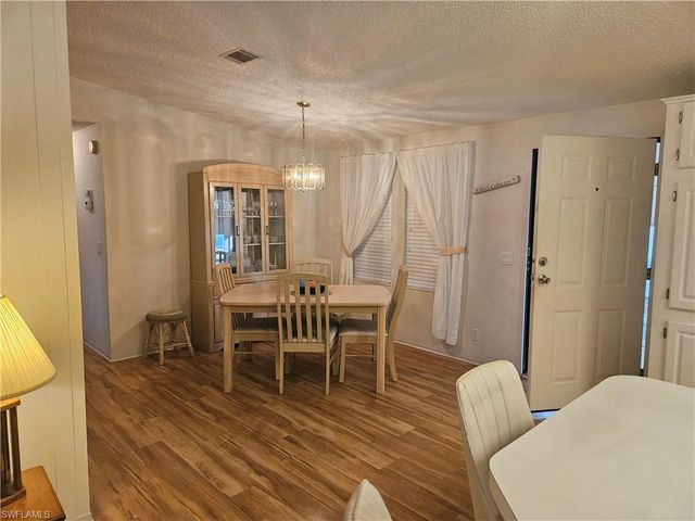 38 Turquoise AVE # 38T, Naples, FL 34114