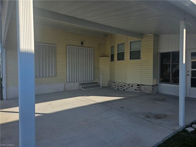 38 Turquoise AVE # 38T, Naples, FL 34114