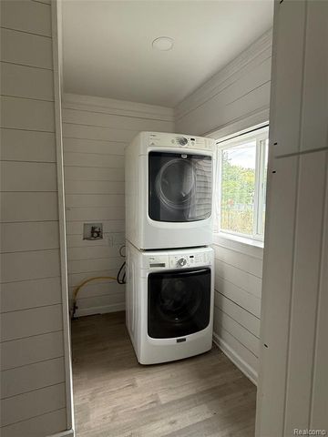 267 W Lincoln Road, Alma, MI 48801