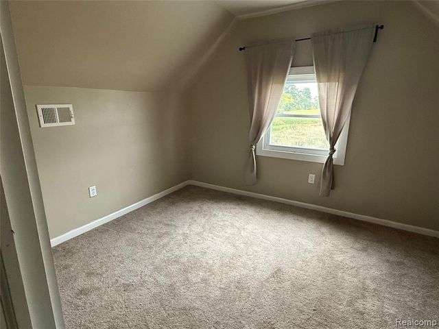 267 W Lincoln Road, Alma, MI 48801