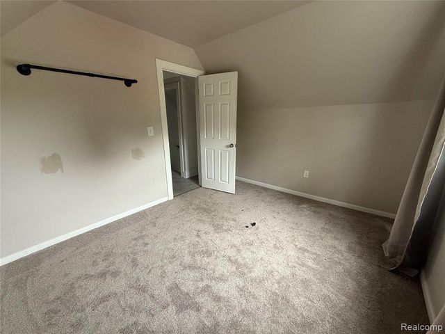 267 W Lincoln Road, Alma, MI 48801