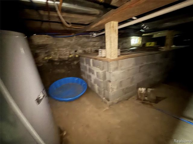 267 W Lincoln Road, Alma, MI 48801