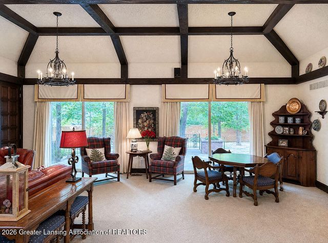 1543 Meadowbrook Lane, East Lansing, MI 48823